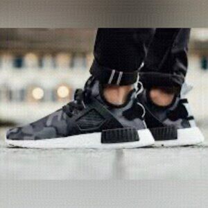 ADIDAS NMD_XR1 Boost Primeknit Black Camo Duck Size 7Y Young Man Running Shoes